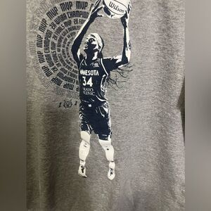 Minnesota Lynx Sylvia Fowles 34  Tshirt Mens L  Gray WNBA